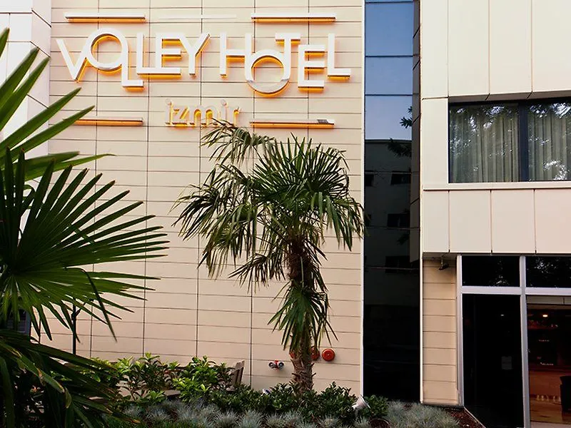 Volley Hotel إزمير