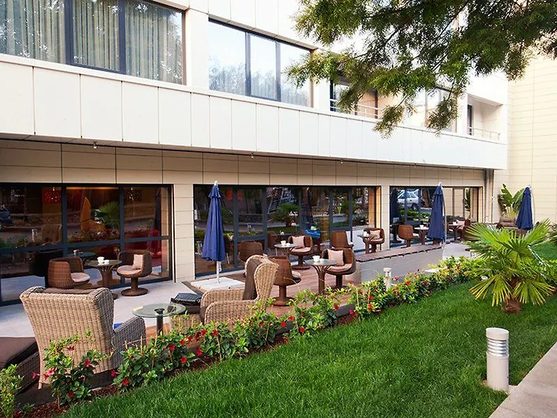 Volley Hotel إزمير