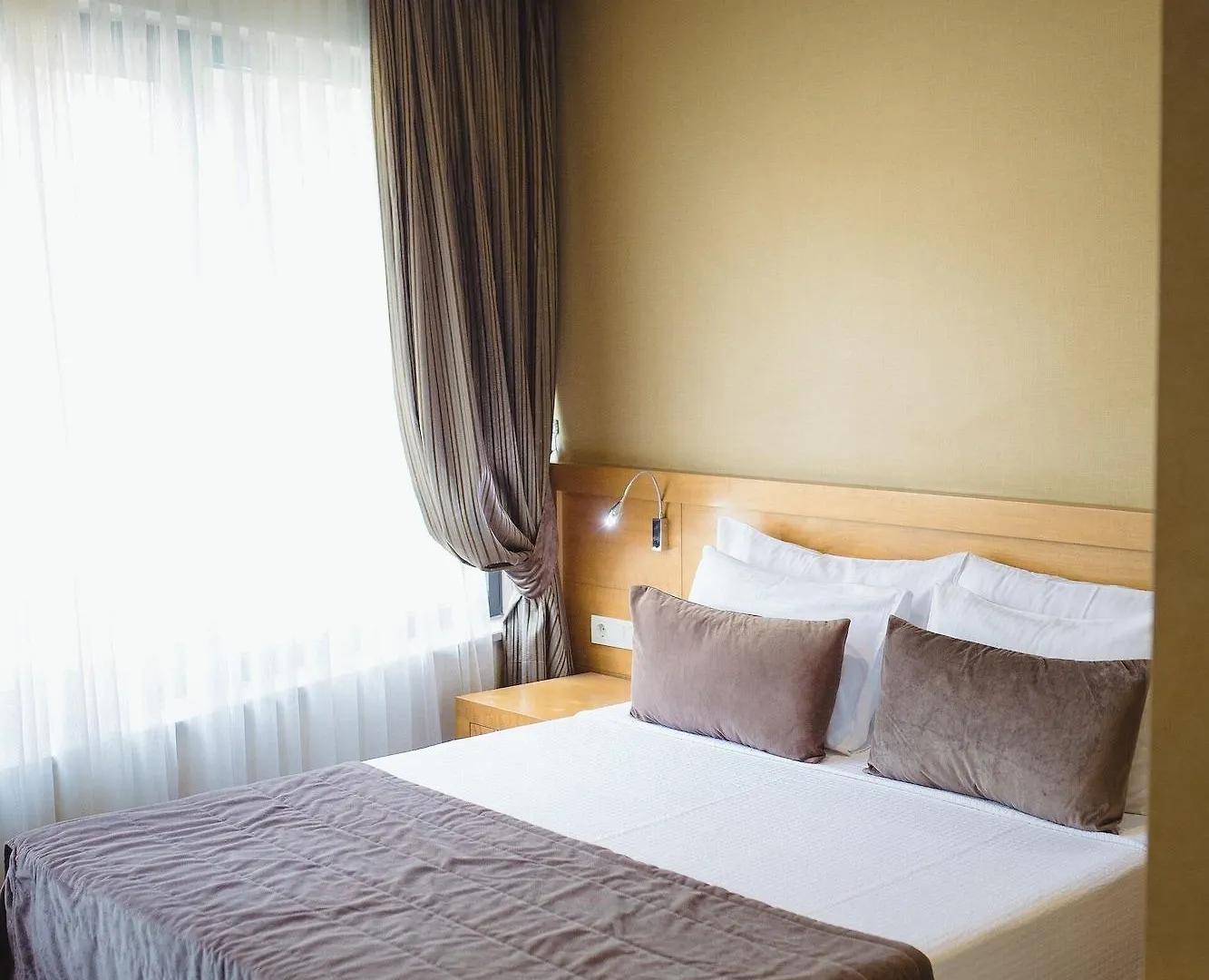Volley Hotel Izmir 4*,